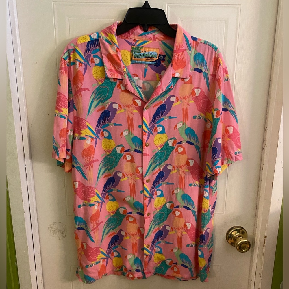 chubbies Pink Tropical Parrot Camp Shirt
